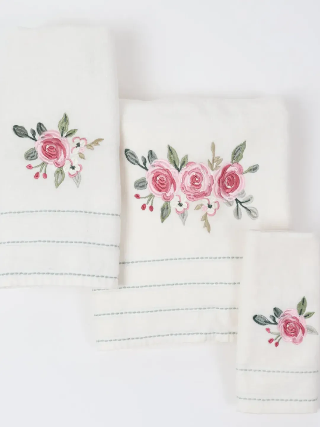 Inspire Me! Home Decor BATHROOM Spring Garden Towel (3 Sizes) Best