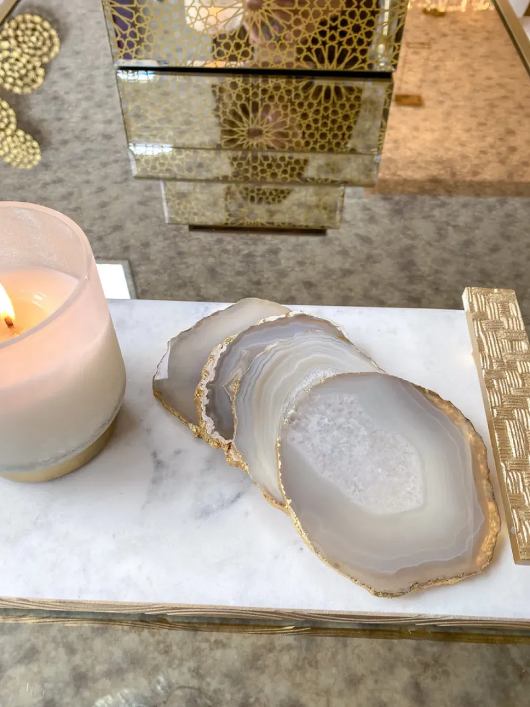 Inspire Me! Home Decor Beige Stone Agate Coasters W/ Gold Edge ( Set Of 4) Fashion