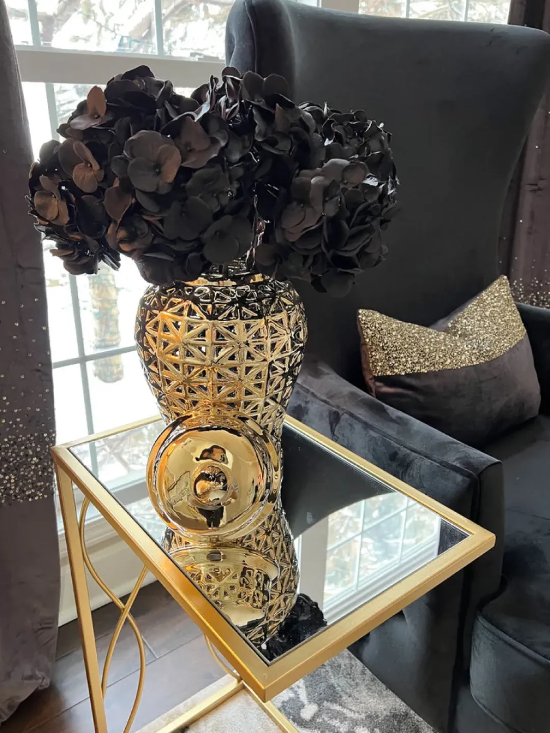 Inspire Me! Home Decor Black & Silver Glitter Faux Feathers Stem Fashion