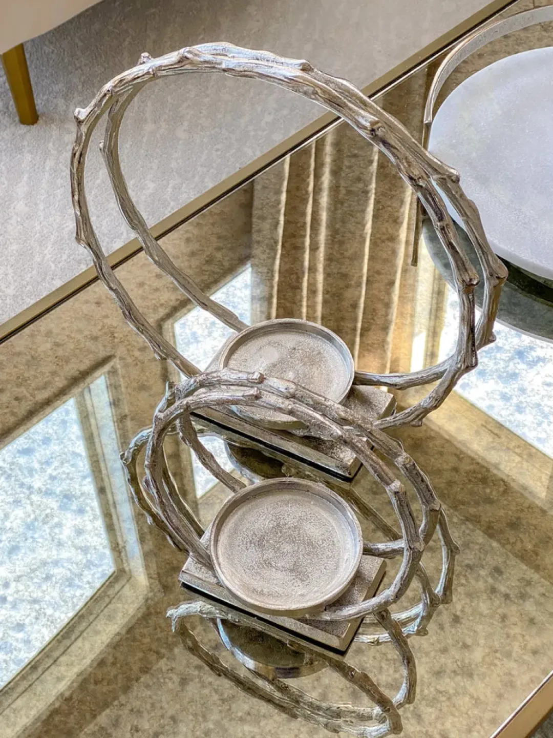 Inspire Me! Home Decor Circular Gold Metal Candle Holder (2 Sizes) New