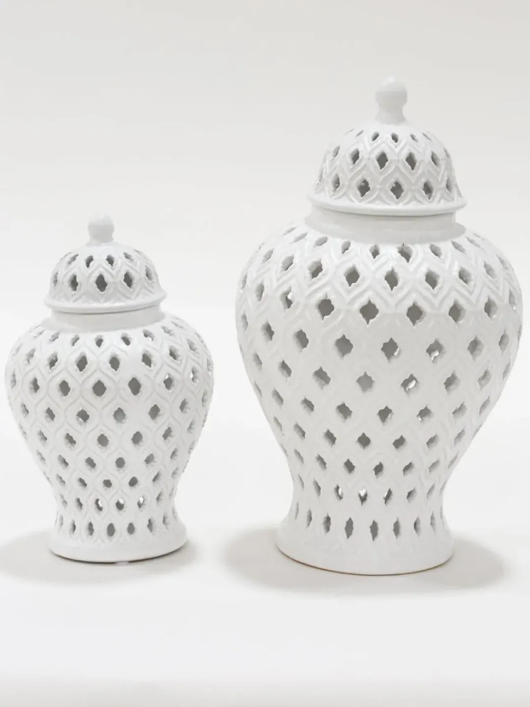 Inspire Me! Home Decor Extra Mini/Miniature White Ginger Jar Fashion