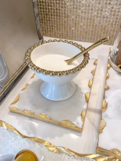 Inspire Me! Home Decor Gold And White 4 Piece Place Setting Fashion