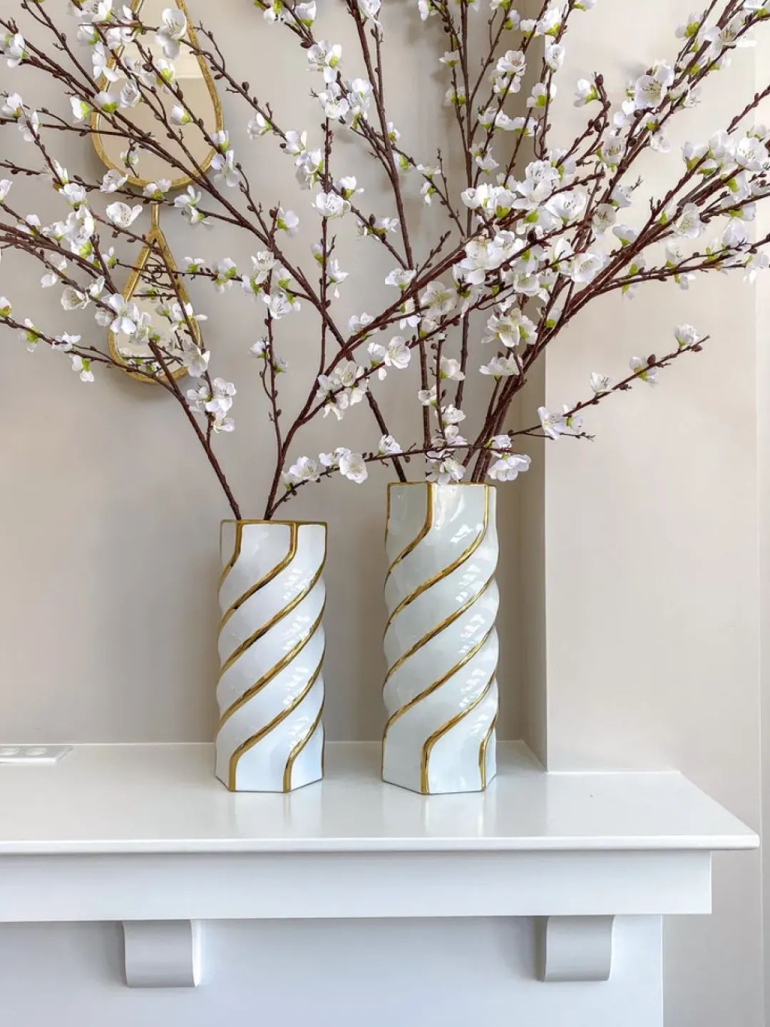 Inspire Me! Home Decor Gold And White Lattice Tapered Vase (2 Sizes) Sale
