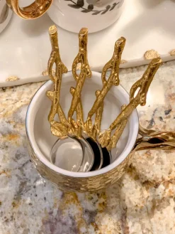 Inspire Me! Home Decor Gold Hammered Handle Wooden Tea Spoon (Set Of 4) Fashion