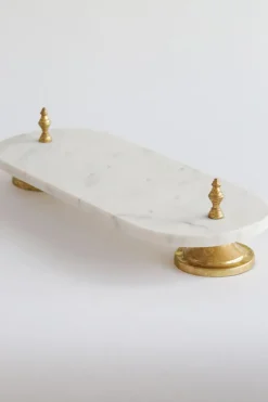 Inspire Me! Home Decor Gold Leaf Detailed Cake Plate W/ Textured Glass Dome Hot