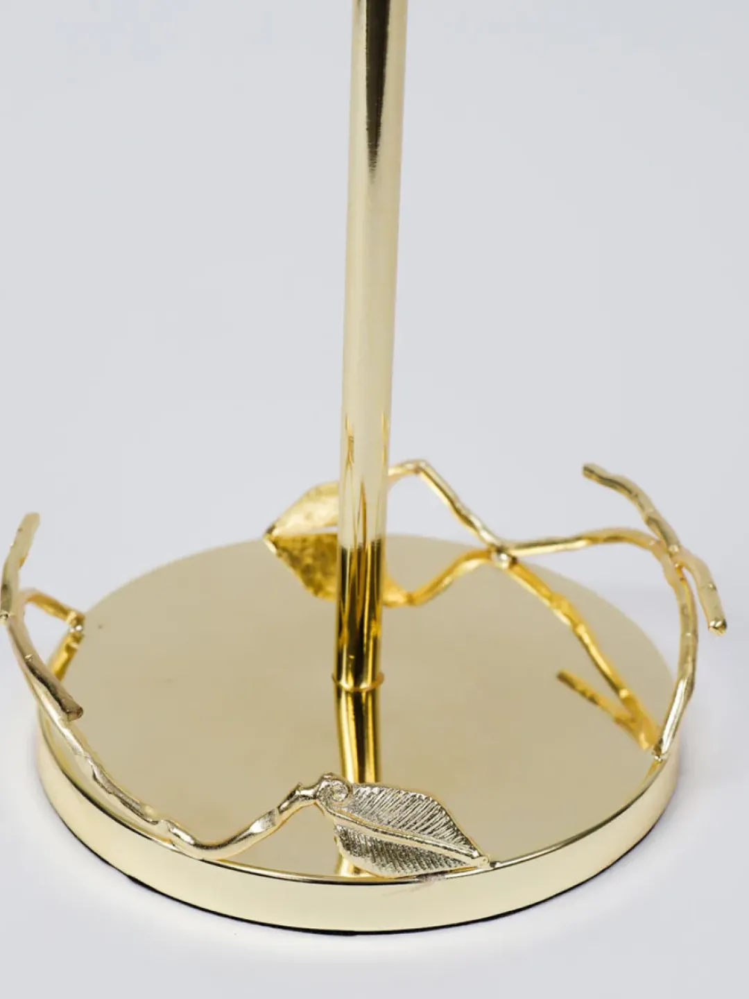 Inspire Me! Home Decor Gold Leaf Detailed Paper Towel Holder Online