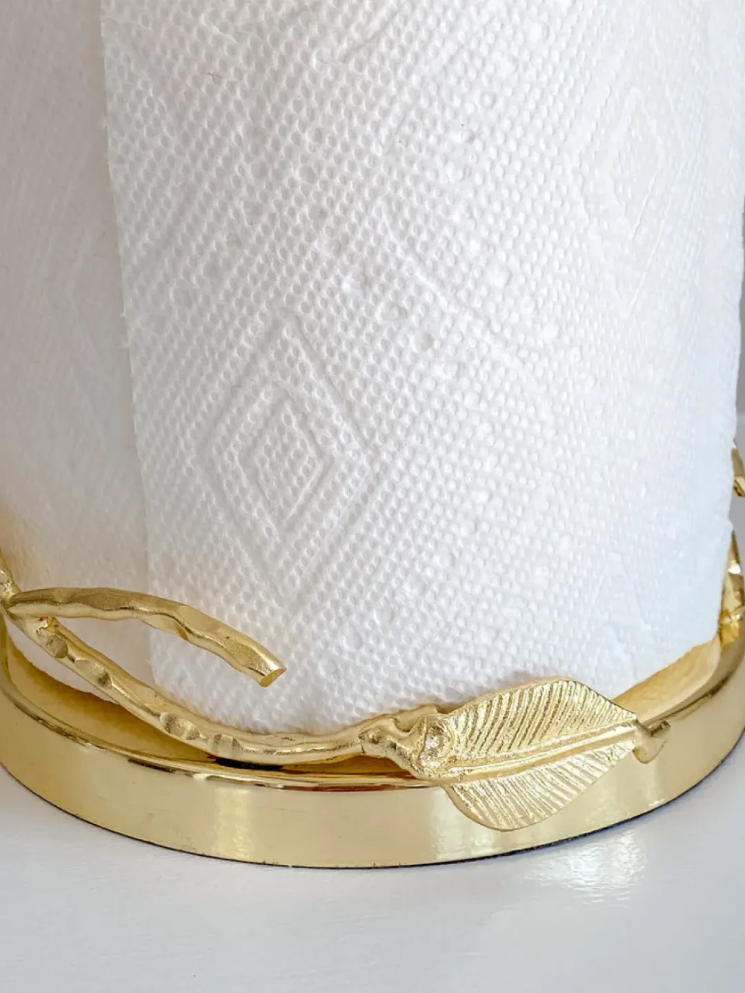 Inspire Me! Home Decor Gold Leaf Detailed Paper Towel Holder Online