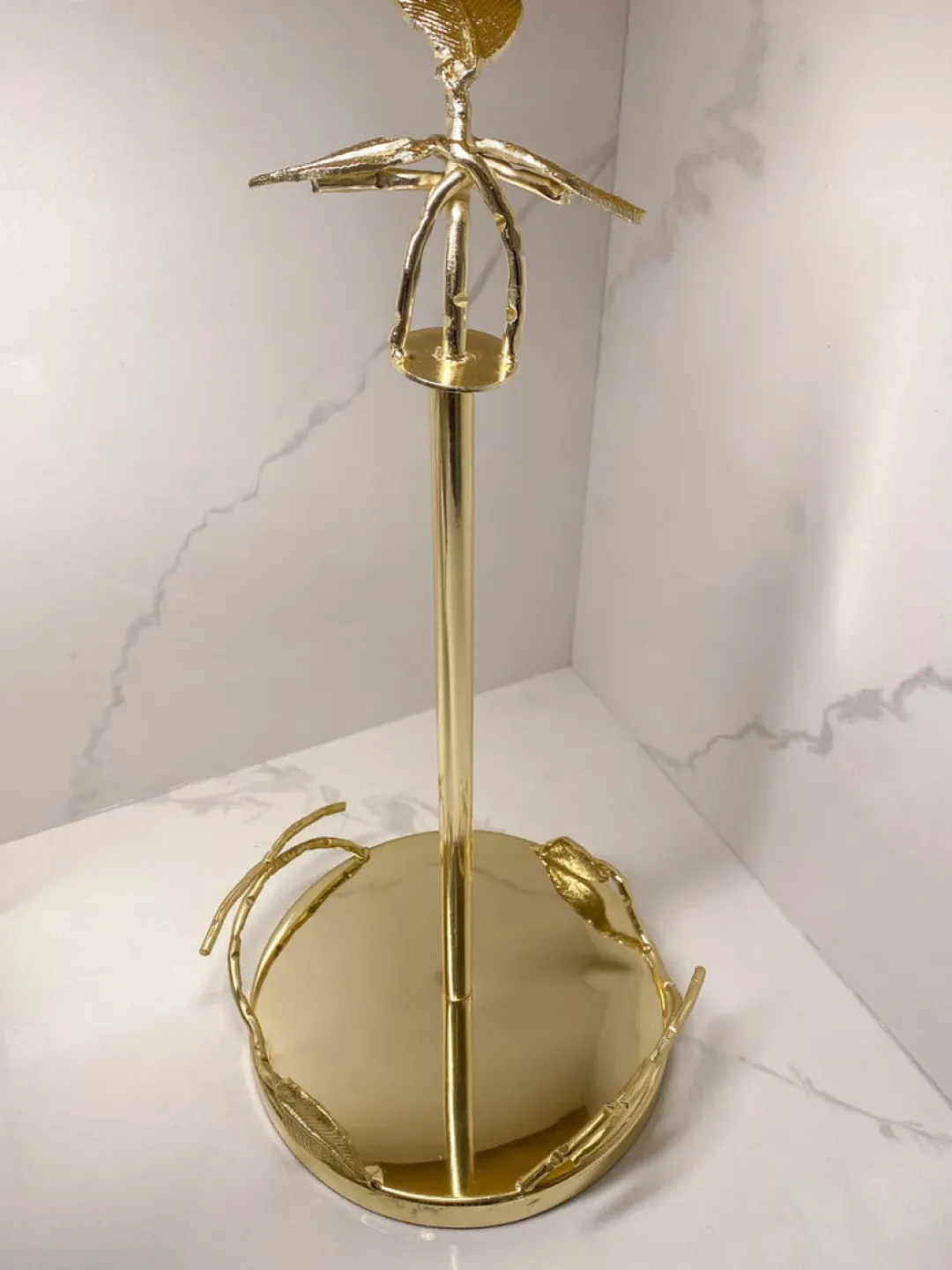 Inspire Me! Home Decor Gold Leaf Detailed Paper Towel Holder Online
