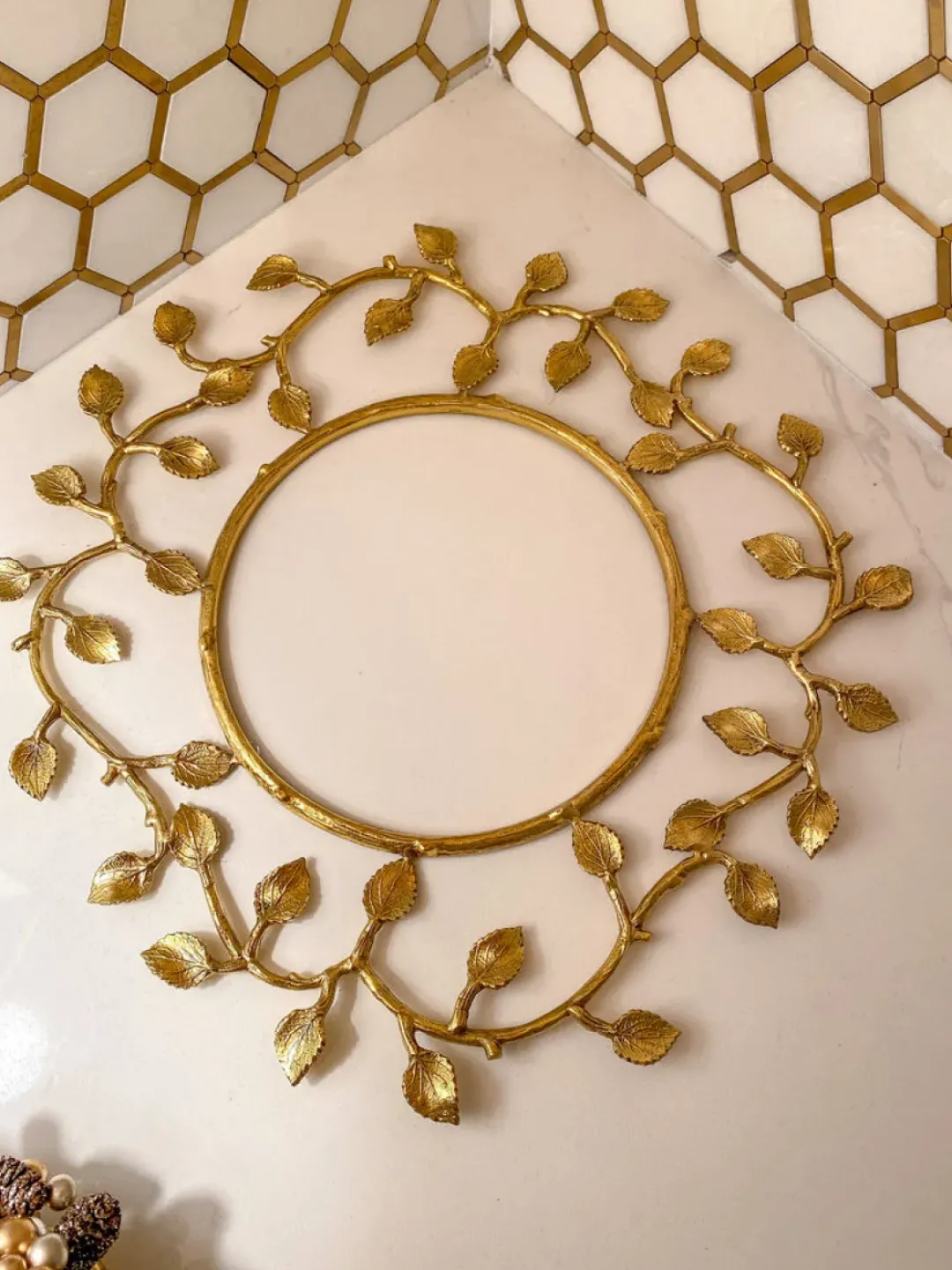 Inspire Me! Home Decor Gold Metal Decorative Wreath Clearance