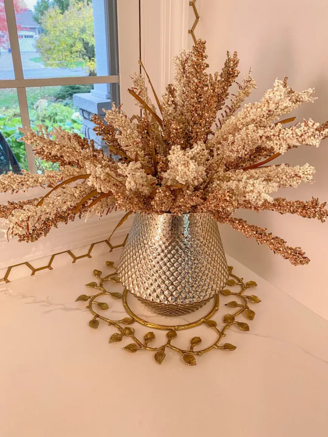 Inspire Me! Home Decor Gold Metal Decorative Wreath Clearance