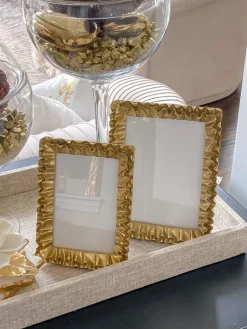 Inspire Me! Home Decor Gold Petal Details Picture Frame (2 Sizes) Picture Frames Hot