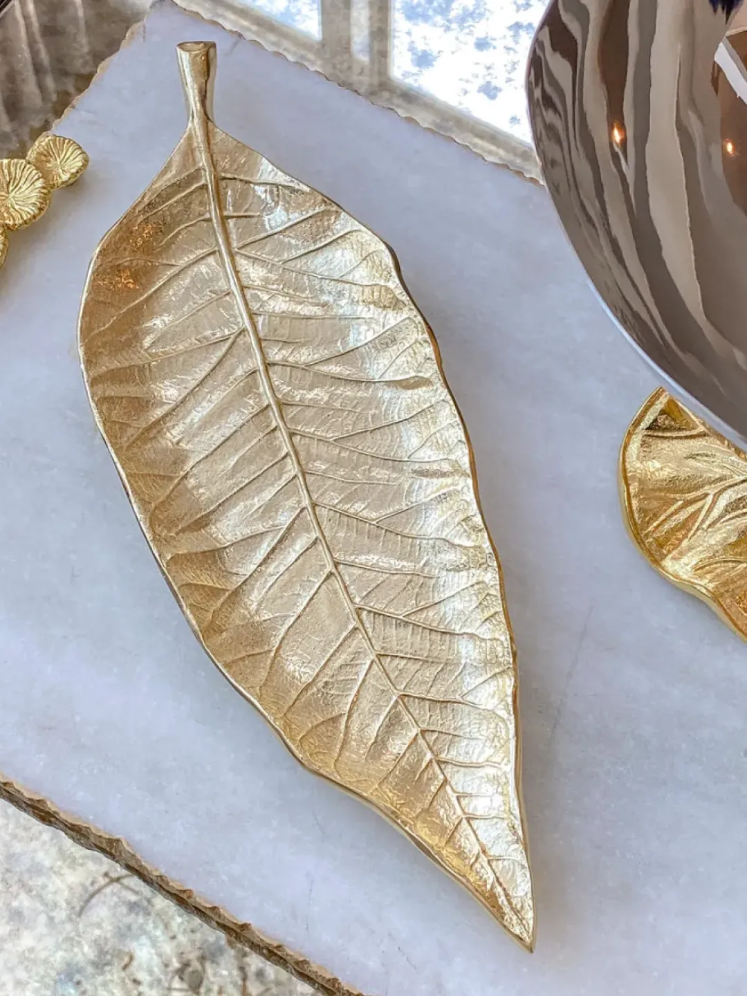Inspire Me! Home Decor Gold Teardrop Candle Holders (2 Sizes) Outlet