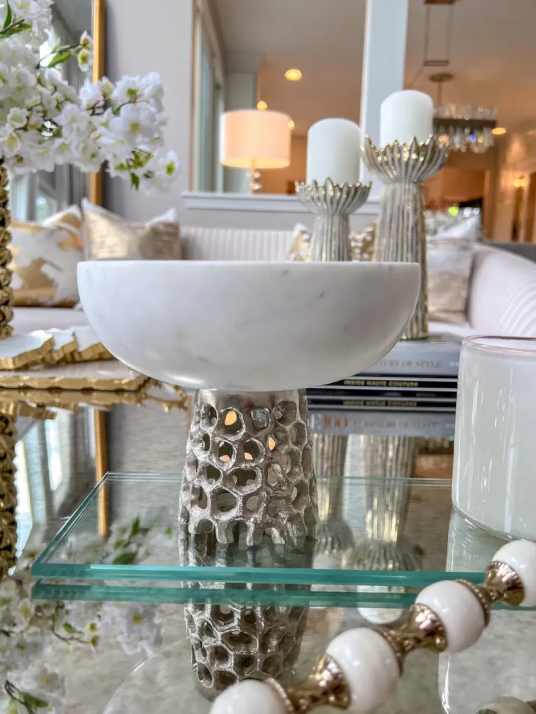 Inspire Me! Home Decor Marble Bowl With Intricate Detailed Metal Base (2 Colors) Best