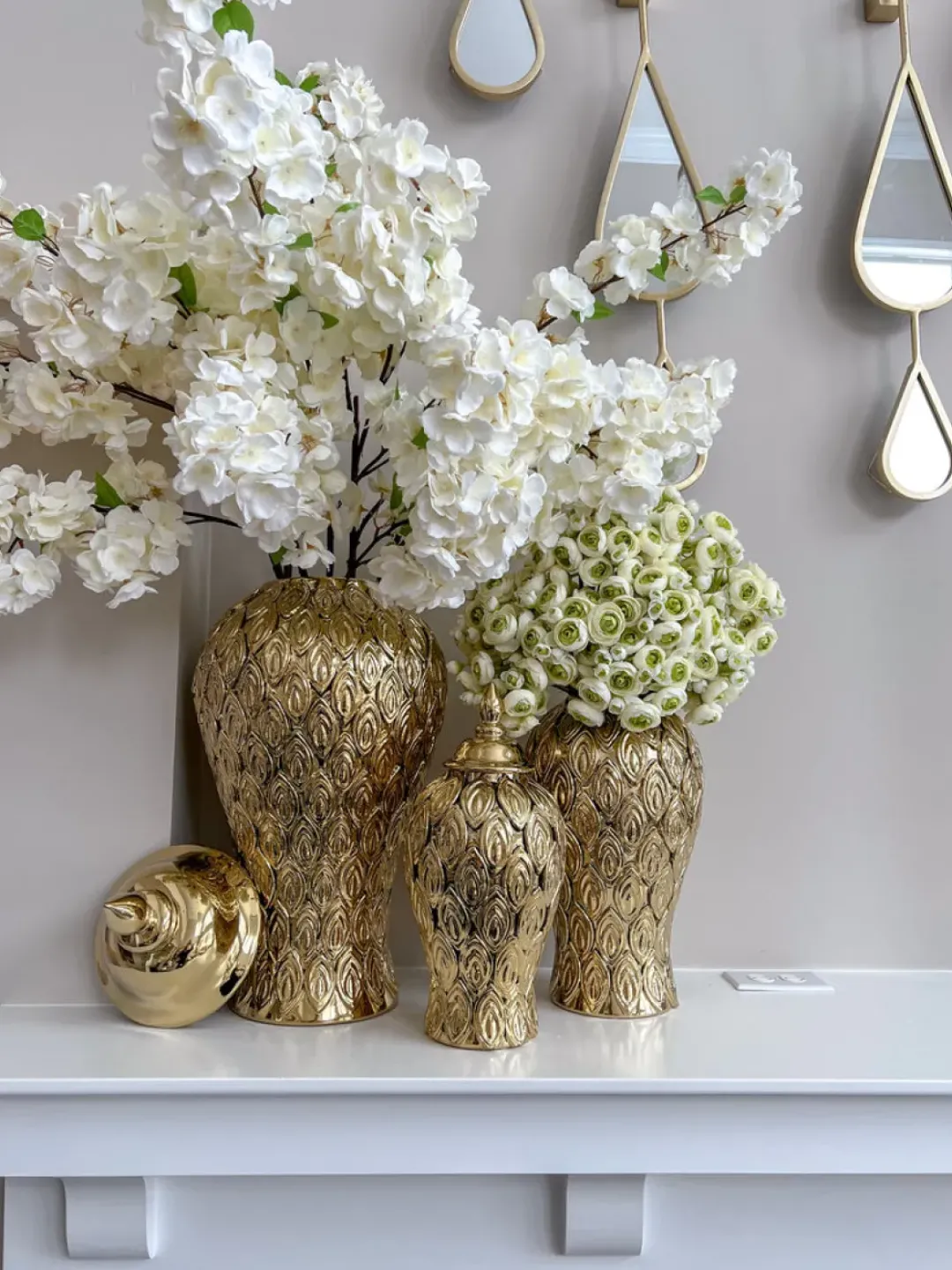 Inspire Me! Home Decor Marble Tray With Gold Edges And Metallic Marble Pattern (2 Sizes) Fashion