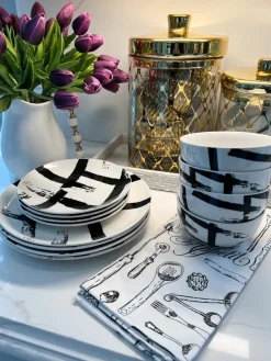 Inspire Me! Home Decor 12 Piece Black Brush Stroke Dinnerware Set KITCHEN Hot