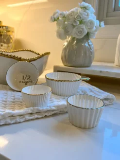 Inspire Me! Home Decor 4 Piece White With Gold Trim Measuring Cups Discount
