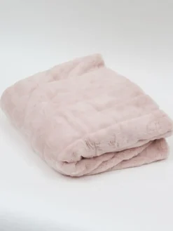 Inspire Me! Home Decor PILLOWS, RUGS, & THROWS Blush Faux Fur Throw Hot