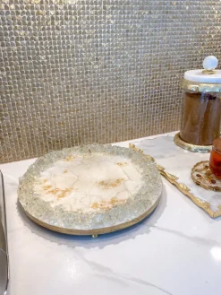 Inspire Me! Home Decor Round Trivet With White Jeweled Flower Details New