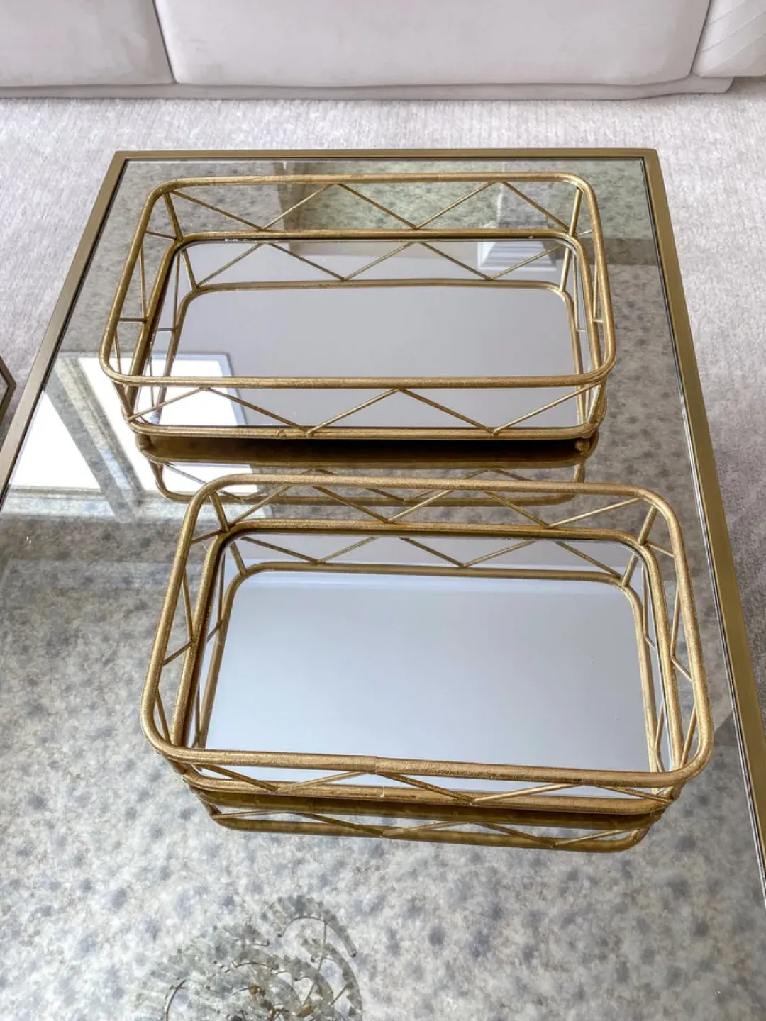 Inspire Me! Home Decor Set Of 2 Gold Mirrored Trays Fashion