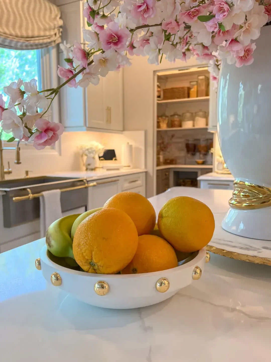 Inspire Me! Home Decor Silver And White Footed Bowl Fashion