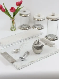Inspire Me! Home Decor Silver & Gold Bathroom Set With Gold Vine Detail (5 Piece) Best