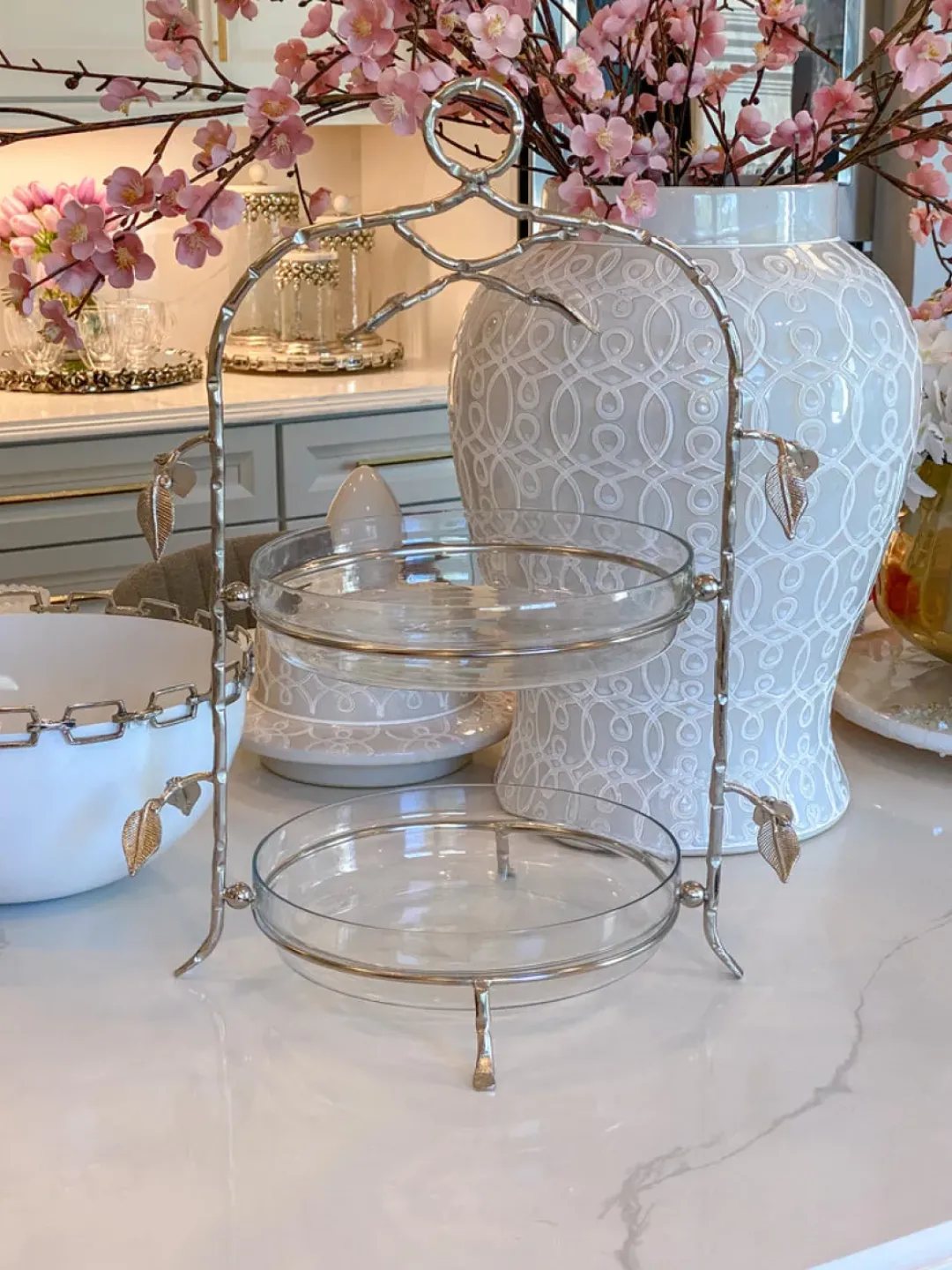 Inspire Me! Home Decor Silver Pyrex Holder With Gold Mosaic Handles And Pyrex Hot