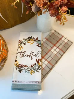 Inspire Me! Home Decor “Thankful” Plaid Kitchen Towels New