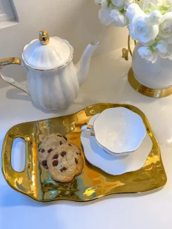 Inspire Me! Home Decor White And Gold Leaf Milk Dispenser Discount