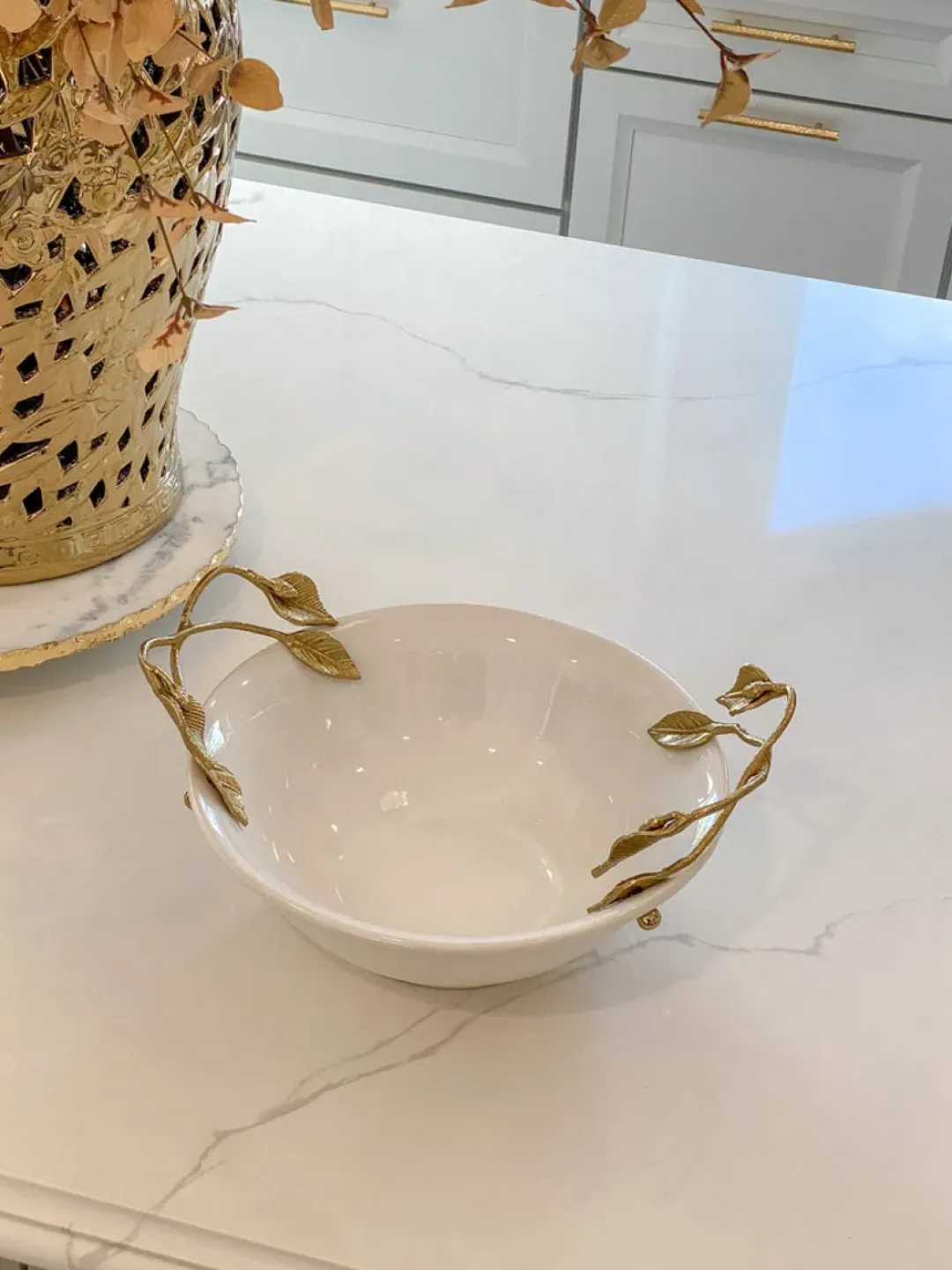 Inspire Me! Home Decor White And Gold Beaded Dinner Set Sale