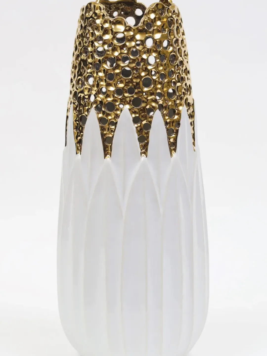 Inspire Me! Home Decor White And Gold Pattern Vase Hot