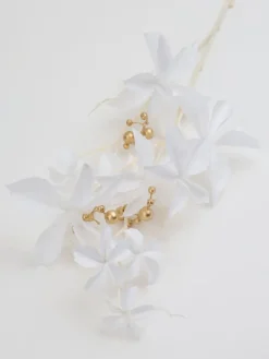 Inspire Me! Home Decor White Ceramic Napkin Holder With Gold Leaf Sale