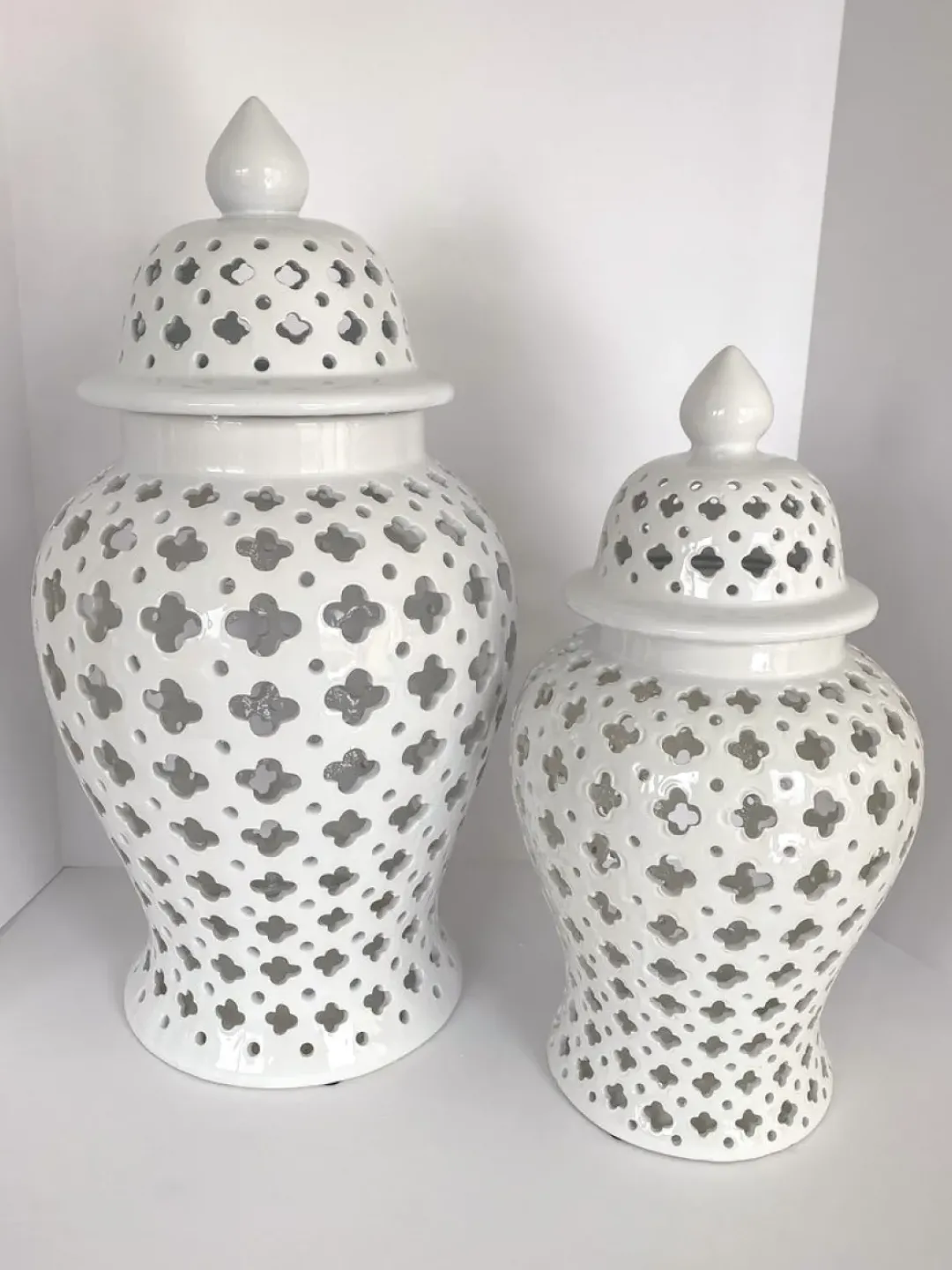 Inspire Me! Home Decor White Ceramic Jar With Elegant Gold Details (2 Sizes) Online