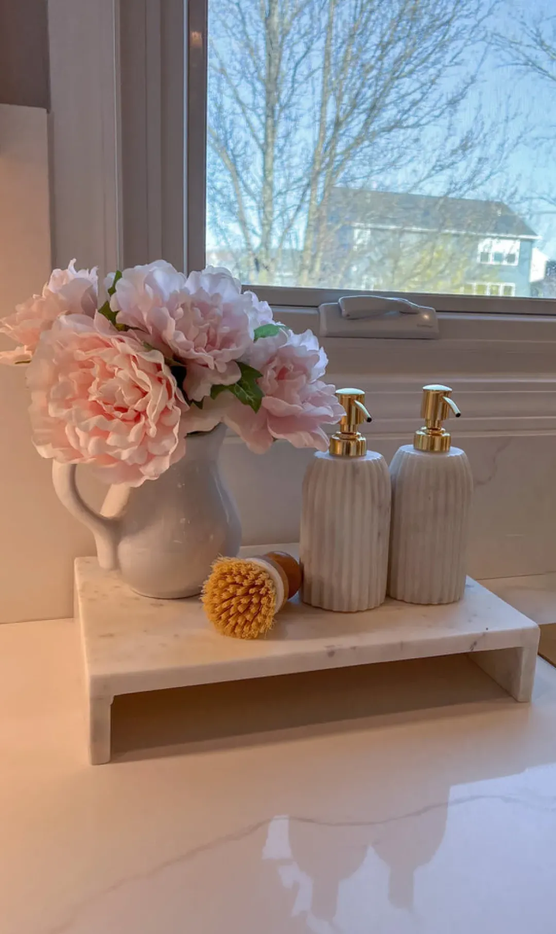 Inspire Me! Home Decor White Ceramic Jar With Gold Floral Design (3 Sizes) Outlet
