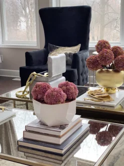 Inspire Me! Home Decor White Ceramic Vase With Stunning Gold Cascading Floral Detail Fashion