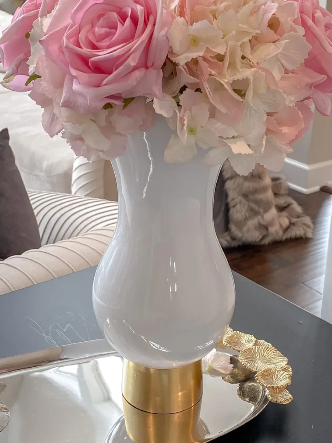 Inspire Me! Home Decor White Ginger Jar With Large Gold Flower Detail (3 Sizes) New